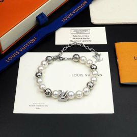 Picture of LV Bracelet _SKULVbracelet08cly2710948